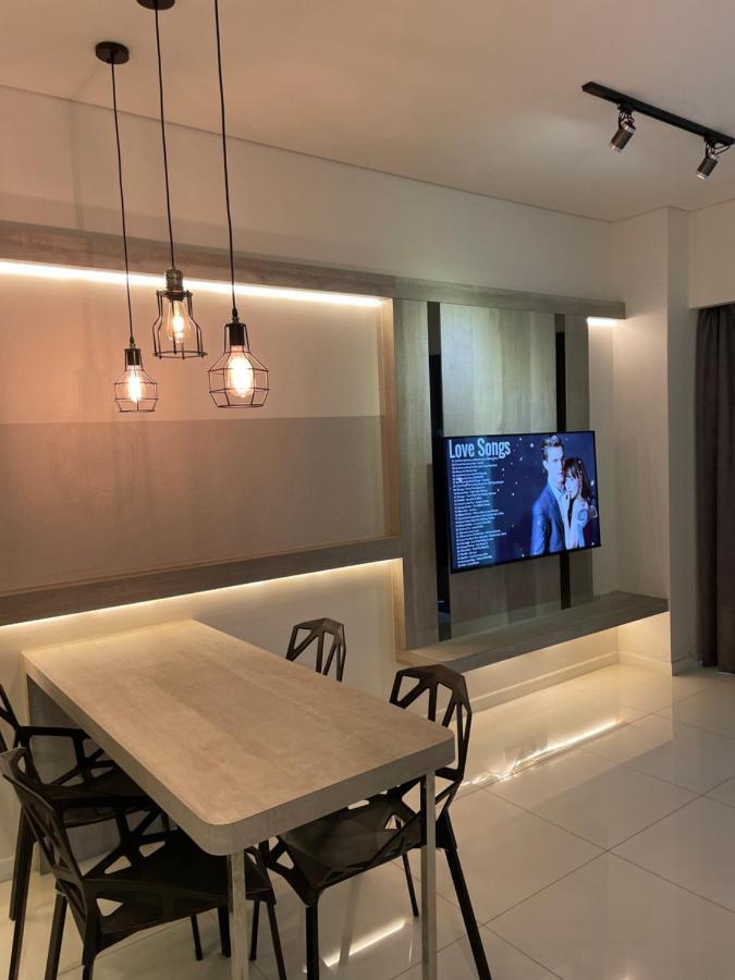 Summer Suites Klcc 1Bedroom With Twin Queen Bed Apartment กัวลาลัมเปอร์ ภายนอก รูปภาพ